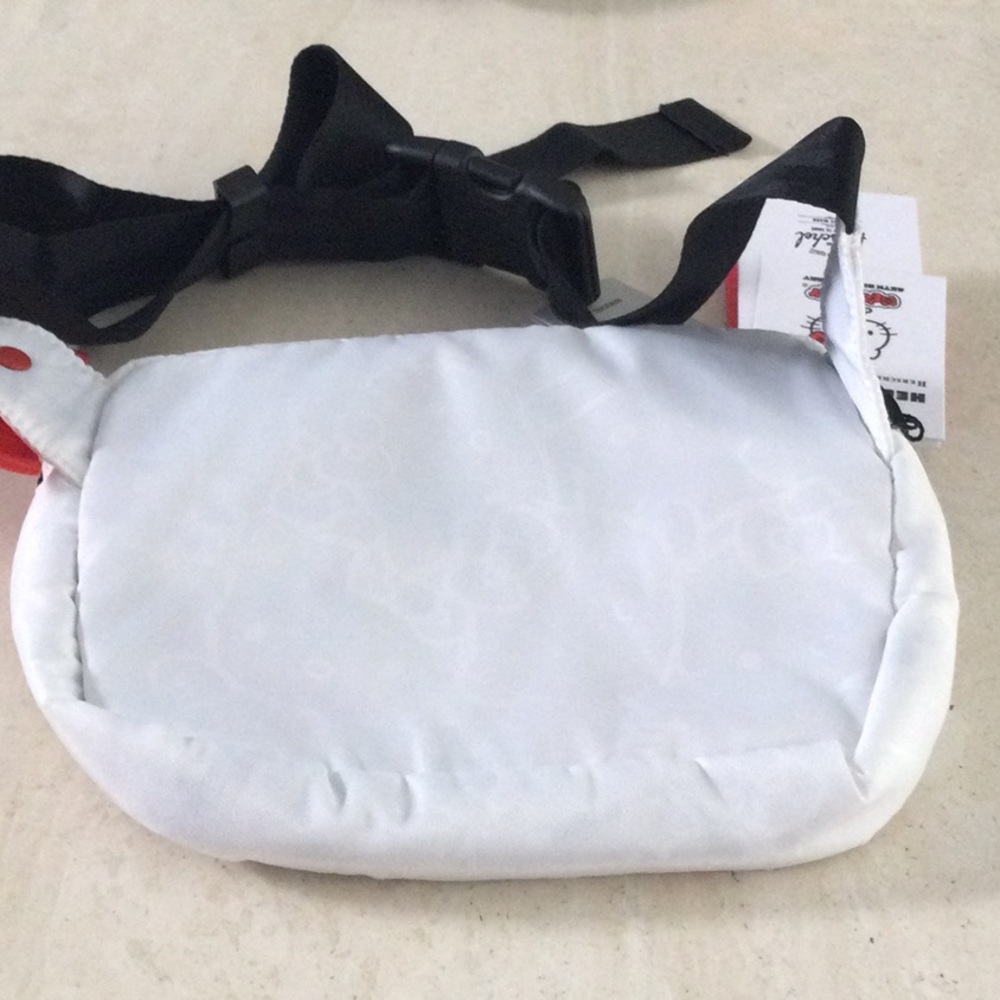 Herschel Hello Kitty Bag 45th Anniversary Fanny Pack Sanrio Waist Hip Belt New - Picture 12 of 16